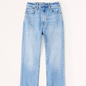 NWT Abercrombie and Fitch Ankle Straight Ultra High-Rise Jeans